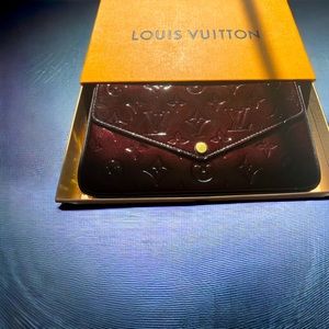 Louis Vuitton Wallet with chain